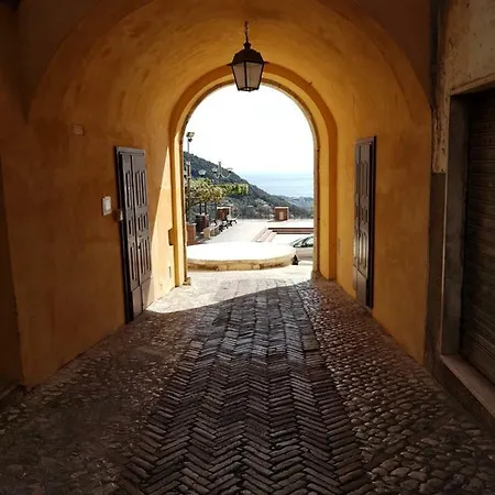 Holiday home La Dimora Di Ares Formia